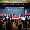 Церемония подписания Меморандума о взаимопонимании между Vietrade и Alibaba.com в марте 2021 года. (Фото: ВИА)