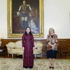 Вице-президент Во Тхи Ань Суан (слева) на встрече с вице-президентом парламента Португалии Эдите Эстрела (Фото: ВИА)