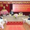 Председатель Национального собрания Выонг Динь Хюэ посещает с рабочим визитом провинцию Виньфук. (Фото: ВИА)