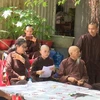 Руководство правительственного комитета по делам религий заявило, что "Тинь тхат бонг лай" является незаконным местом отправления религиозных обрядов. (Источник: tuoitre.vn)