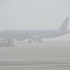 На рейсы в аэропорт Нойбай влияет густой туман (Фото: vtc.vn) 