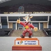 Саола - талисман SEA Games 31 перед спортивным залом провинции Бакжанг. (Фото: ВИА) 