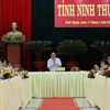 Премьер-министр Фам Минь Тьинь председательствовал и работал с ключевыми руководителями провинции Ниньтхуан. (Фото: Зыонг Жанг/ВИА)