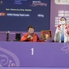 Чау Хоанг Тует Лоан выигрывает золотую медаль после завершения соревнований с весом 104 кг. (Фото: ВИА)