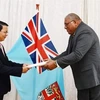 Посол Нгуен Ван Чунг вручил верительные грамоты Президенту Республики Фиджи. (Фото: ВИА)