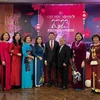 Представители вьетнамской общины в Словакии принимают участие в программе «Тэт общины» по случаю Лунного Нового года 2023. (Фото: ВИА)