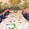 Встреча премьер-министра Фам Минь Тьиня с руководителями американских полупроводниковых фирм в Вашингтоне 19 сентября (Фото: VNA)