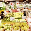 Вьетнамская сельскохозяйственная продукция реализуется в системе супермаркетов ММ Мега Маркет. (Фото: sggp.org.vn)