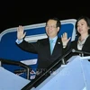 Президент Во Ван Тхыонг и его супруга прибывают в Ханой (Фото: ВИA)