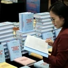 Книга генерального секретаря ЦК КПВ Нгуен Фу Чонга (Фото: ВИA)