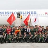 На церемонии приветствия делегации Народной армии Вьетнама, возвращающейся домой из миссии по спасению жертв землетрясения в Турции. (Фото: ВИА) 