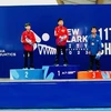 Фунг Чи Киен (слева) завоевал единственную золотую медаль Вьетнама на 11-м чемпионате Азии по водным видам спорта в возрастной группе по прыжкам в воду (Фото: ВИА)