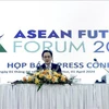 Заместитель министра иностранных дел До Хунг Вьет председательствует на международной пресс-конференции, посвященной Форуму будущего АСЕАН 2024 (AFF 2024) (Фото: ВИA)