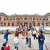 Вид на дворец Кьенчунг из южного императорского города Хюэ. (Фото: VNP/ВИА) 