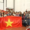 阿根廷大学生了解越南历史 （图片来源：越通社） 