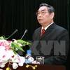 越共中央政治局委员、书记处常务书记黎鸿英在会议上发表讲话（图片来源：越通社）