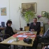 越通社驻捷克记者已对捷克一些议员和记者进行采访。