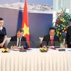 俄罗斯总理梅德韦杰夫 与阮晋勇总理签署越南与欧亚经济联盟自由贸易协定