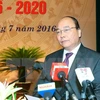 越南政府总理阮春福在会上发表指导性讲话。（图片来源：越通社） 