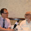 印越团结委员会主席夏尔马接受越通社记者的采访（图片来源：越通社）