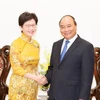 越南政府总理阮春福与中国香港特别行政区政务司司长林郑月娥。