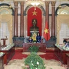 越南国家副主席邓氏玉盛（图片来源：越通社）