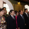 胡志明市领导向已故国家主席孙德胜敬香​(图片来源：http://tuoitre.vn/）