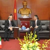 越南工商部副部长陈国庆​会见墨西哥外交部副部长伊卡萨（图片来源：moit.gov.vn）