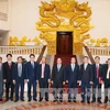 阮春福总理会见柬埔寨邮电部大臣陈尤德。（图片来源：越通社）