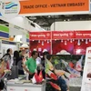 越南参加2016年亚洲建筑及室内装饰展览会