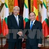 越南政府总理阮春福会见缅甸总统吴廷觉（图片来源：越通社）