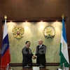 越南驻俄罗斯大使阮青山与巴什科尔托斯坦共和国总统哈米托夫·鲁斯泰姆。
