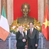 越南国家主席陈大光与爱尔兰总统迈克尔•希金斯。