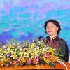 越南国会主席阮氏金银在纪念典礼上致辞。