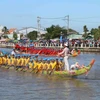 越南南部地区高棉族人欢度拜月节