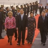 越南国家主席陈大光和夫人抵达秘鲁（图片来源：越通社）