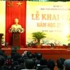 阮春福在越南国家行政学院2017-2018学年开学典礼上致辞。