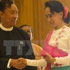 缅甸反对党全国民主联盟领袖昂山素姬（右）与缅甸联邦议会议长吴瑞曼​（左）（图片来源：越通社）