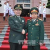 越南国防部部长冯光青大将与中国国防部部长常万全上将
