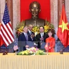 越南国家主席陈大光与美国总统奥巴马出席VietJet 订购100架波音(Boeing) 737 MAX签署仪式