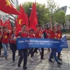 旅日越南人举行游行活动