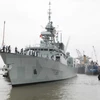 加拿大海军的“温哥华”号（HMCS Vancouver）军舰抵达西贡港