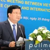 越南政府副总理郑廷勇在论坛上发表讲话
