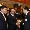 越南政府总理阮春福会见日本信息技术企业领导代表