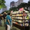 胡志明市书街——儿童们过暑假的理想聚集地