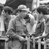 组图：在胡志明战役中奋勇前进的越通社记者