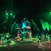 《湄公秀》——越南当代杂技与水木偶相结合的表演