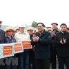 范明政总理视察北南高速公路施工进度工作情况