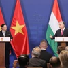 越南政府总理范明政与匈牙利总理欧尔班·维克托举行会谈