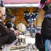 组图：莱州省卢族保护与弘扬传统土锦编织业的文化价值